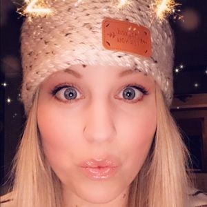 Meet your Posher, Melanie